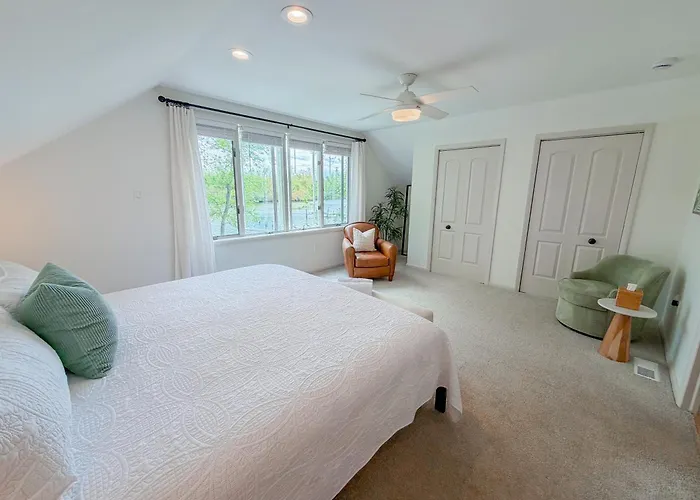 Annapolis Charm Waterfront Getaway Near Usna - Fish & Crab From Your Private Pier!